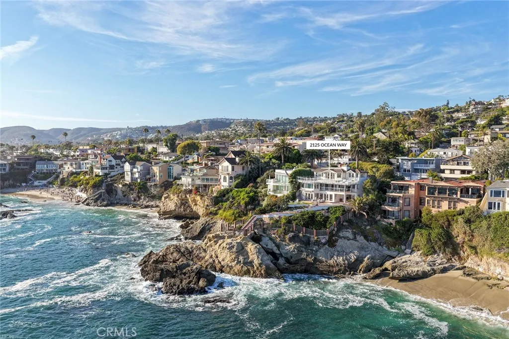 Laguna Beach, California 92651, United States, 4 Bedrooms Bedrooms, ,5 BathroomsBathrooms,Residential,Active,170765