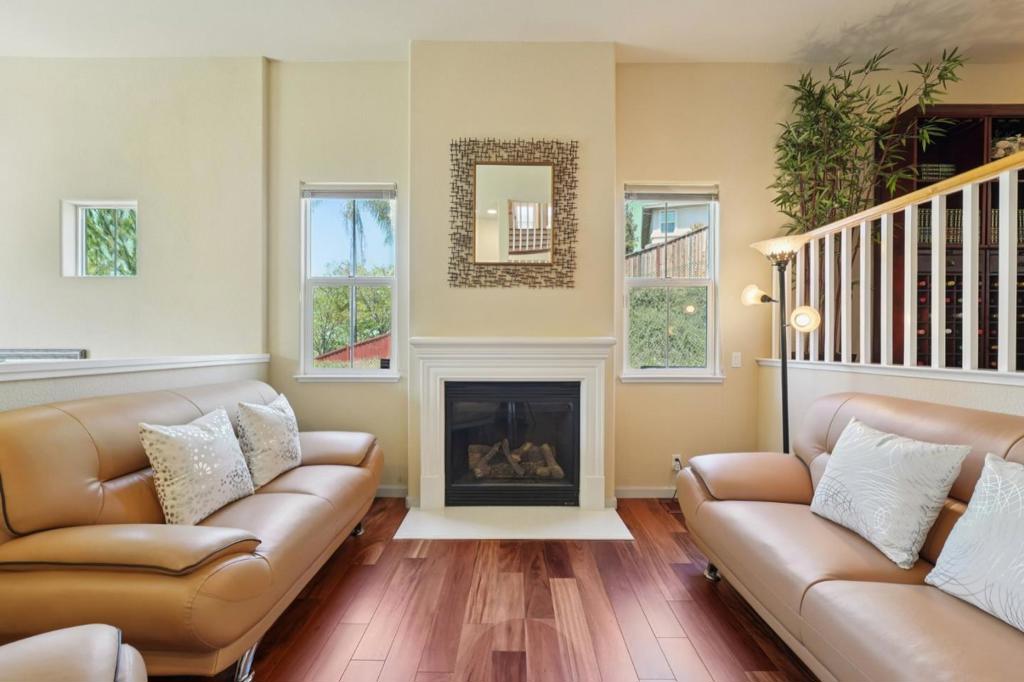 700 Portofino Place