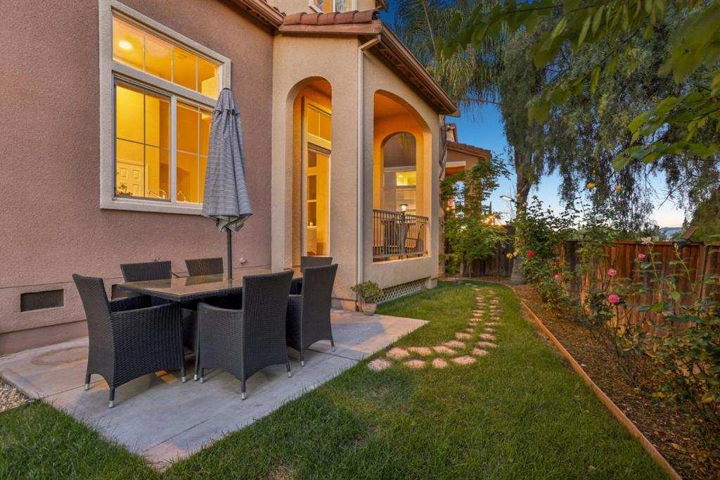 700 Portofino Place