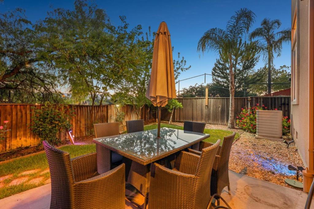 700 Portofino Place