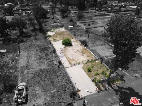 Photo of 42 Marathon Road, Altadena, CA 91001 (MLS # 26791587)