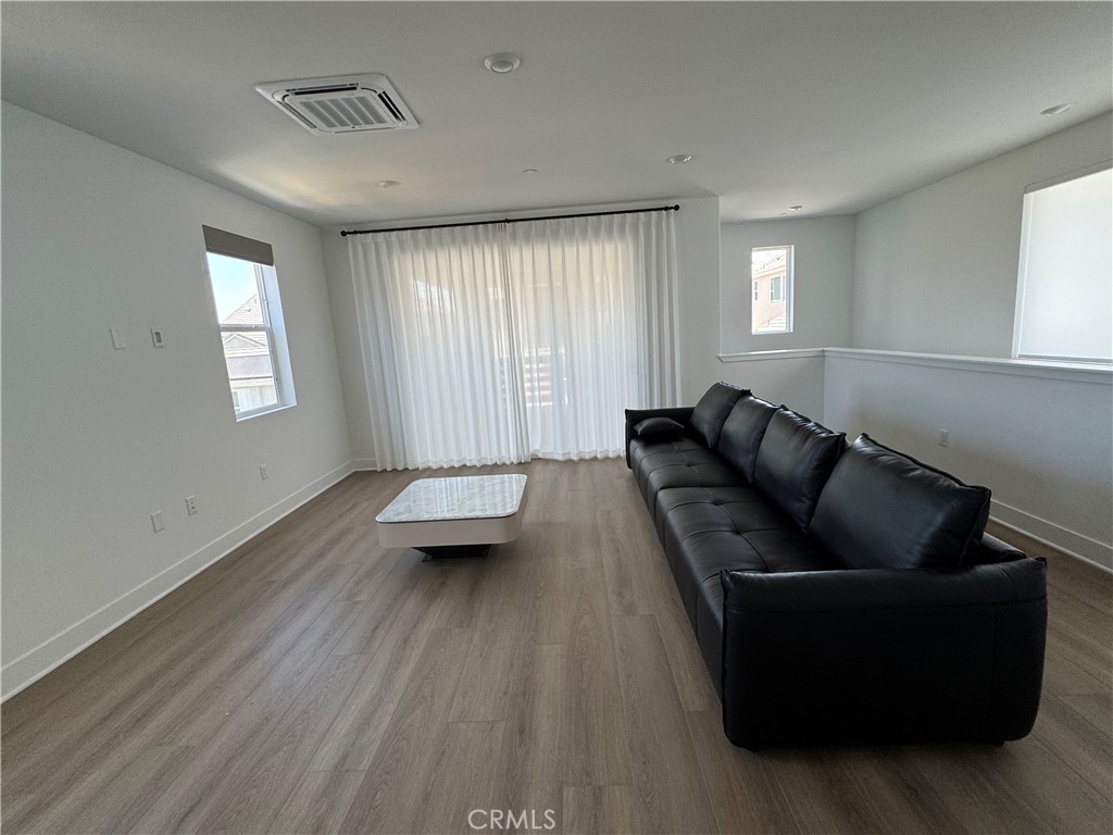 Mona at Luna Park - Residential Lease