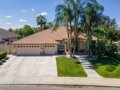 Photo of 5421 Brigadoon Lane, Bakersfield, CA 93312 (MLS # V1-35649)