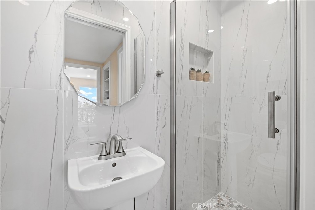 Upper Victoria Beach (UVB) - Residential