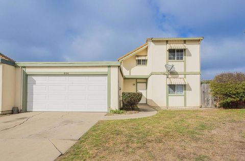 Photo of 684 Alvarado Court, Salinas, CA 93907 (MLS # ML82026577)