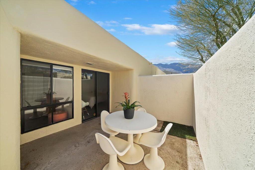 Greenhouse - Residential Lease