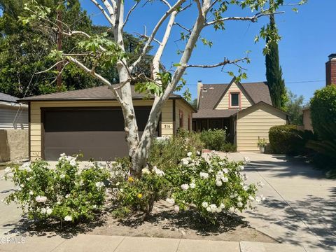 Photo of 316 S Sparks Street, Burbank, CA 91506 (MLS # P1-26905)