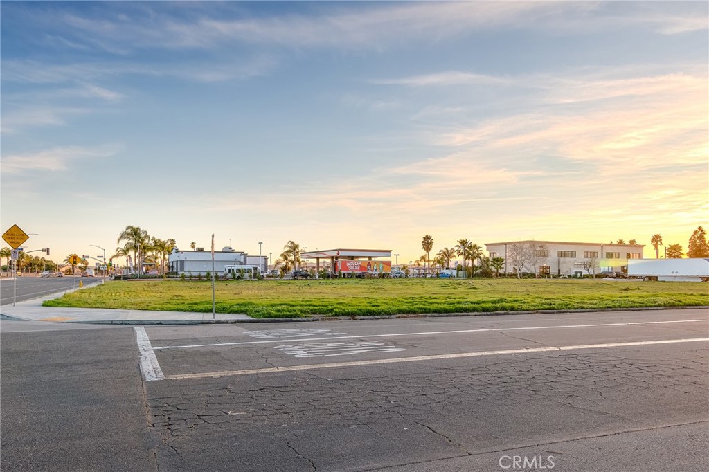 0 Goldencrest Dr. & Elsworth St