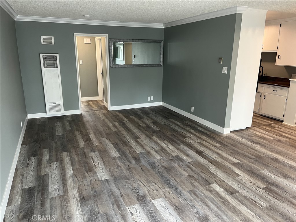 801 E 1st Street 9