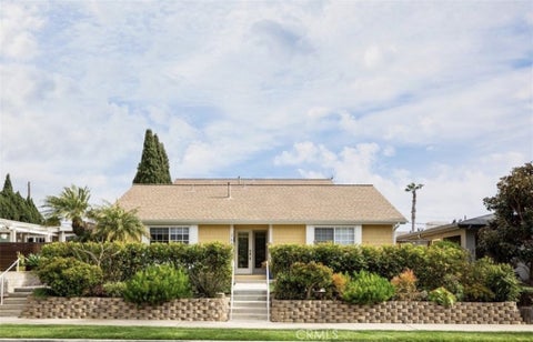 Photo of 26872 Vista Del Mar, Dana Point, CA 92624 (MLS # OC26203259)