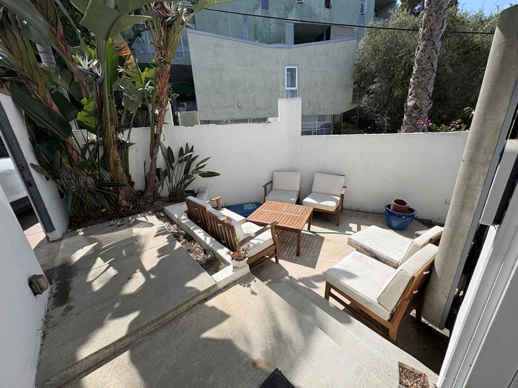 2410 Lyric Avenue, Los Angeles CA 90027