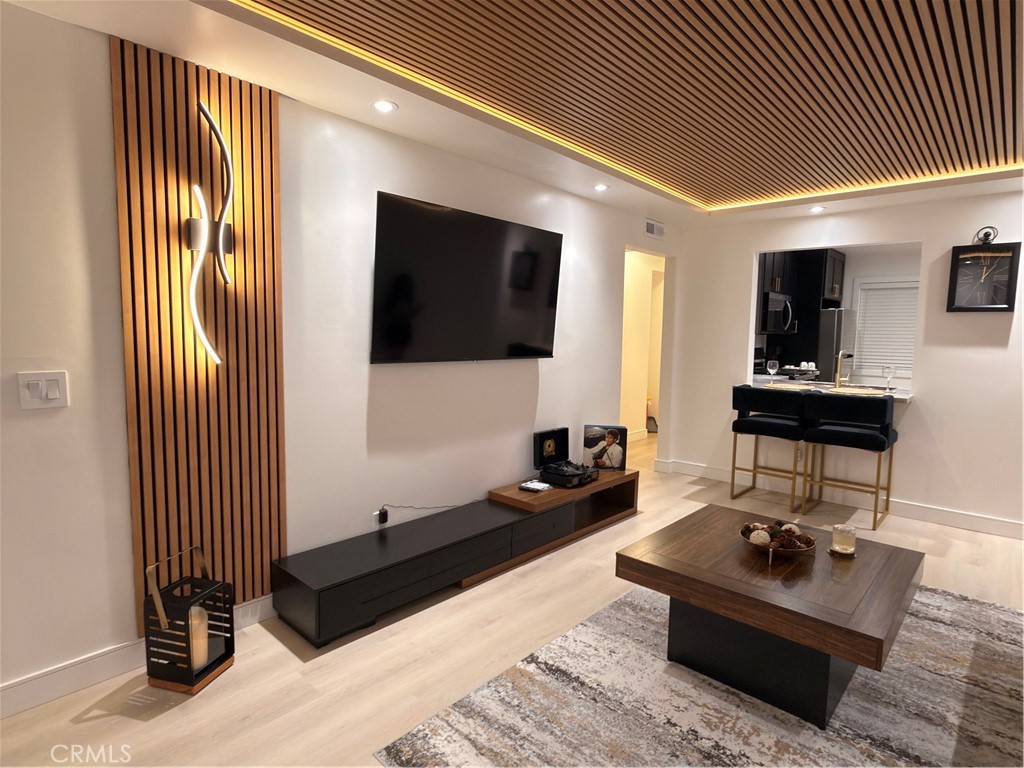 1140 Pacific Ave Unit #7