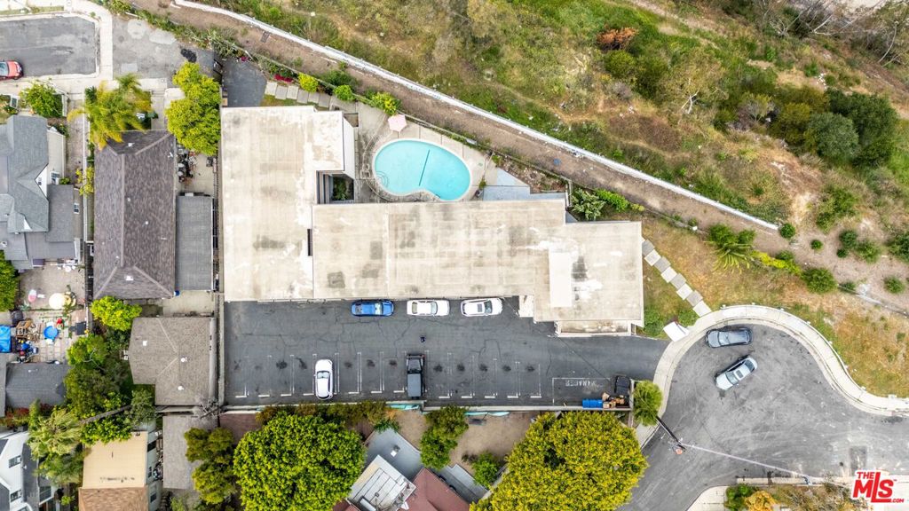 571 Fairview Avenue
