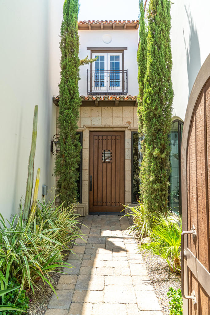 St. Baristo - Residential