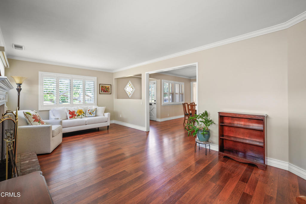 829 E Ada Avenue