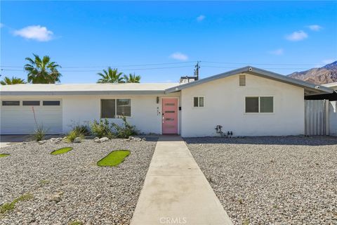 Photo of 431 W Avenida Cerca, Palm Springs, CA 92262 (MLS # PW26074026)