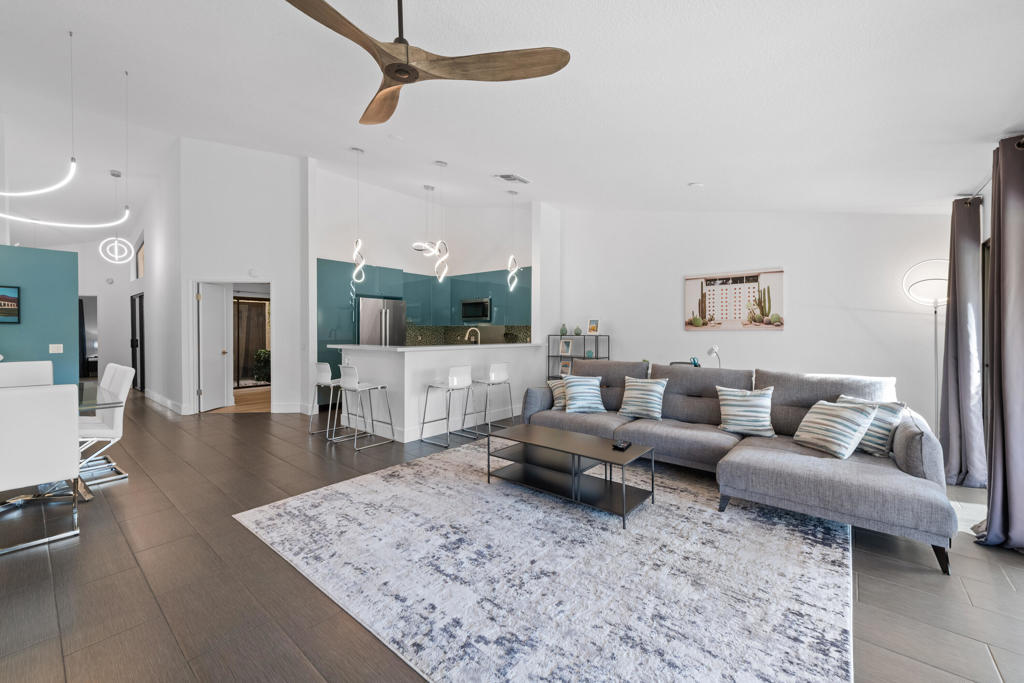 Woodhaven Country Cl - Residential