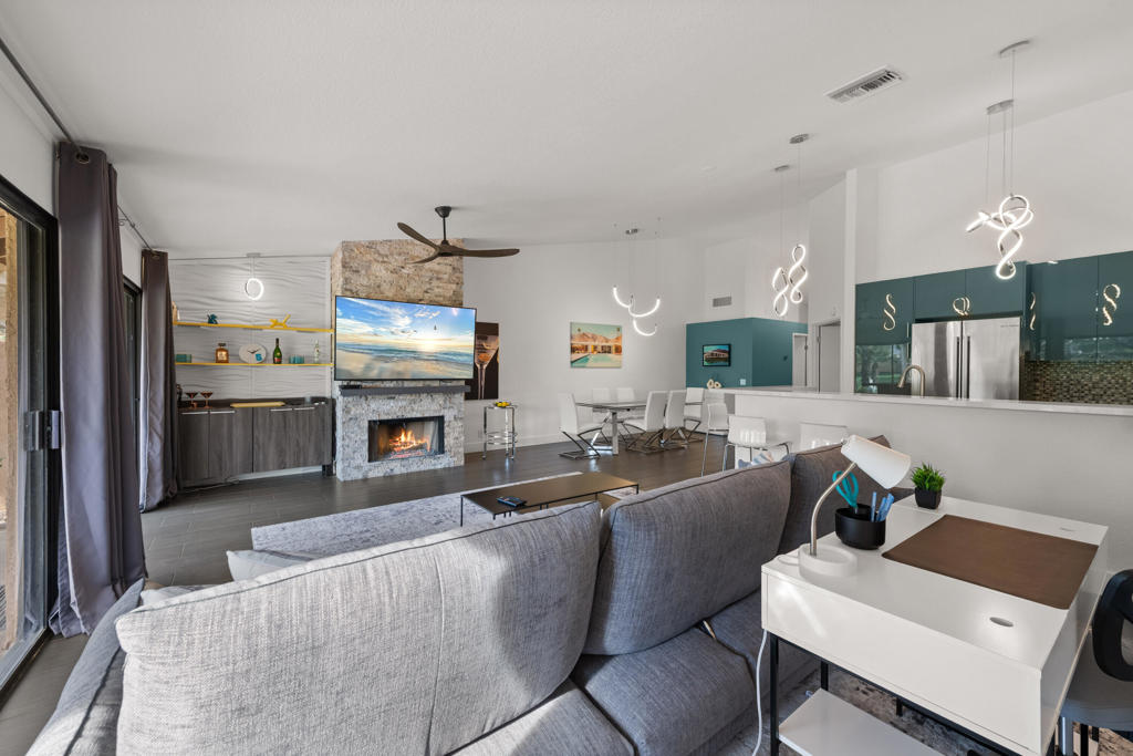 Woodhaven Country Cl - Residential