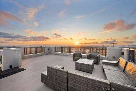 Photo of 1068 Hampton, Costa Mesa, CA 92627 (MLS # OC26066950)