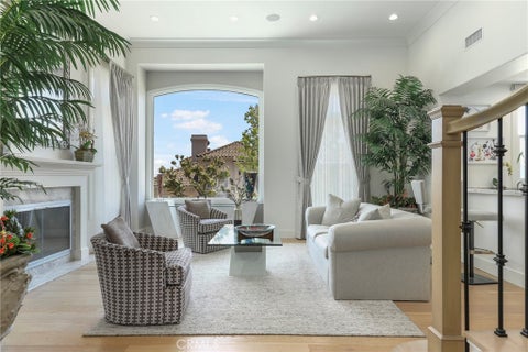 Photo of 11805 Henley Lane, Los Angeles, CA 90077 (MLS # SR26173195)