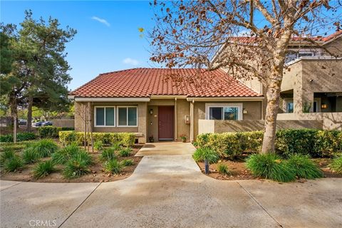 Photo of 200 E Alessandro #94, Riverside, CA 92508 (MLS # IV25277980)