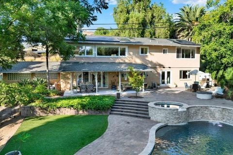 9399 Carmichael Drive La Mesa CA 91941