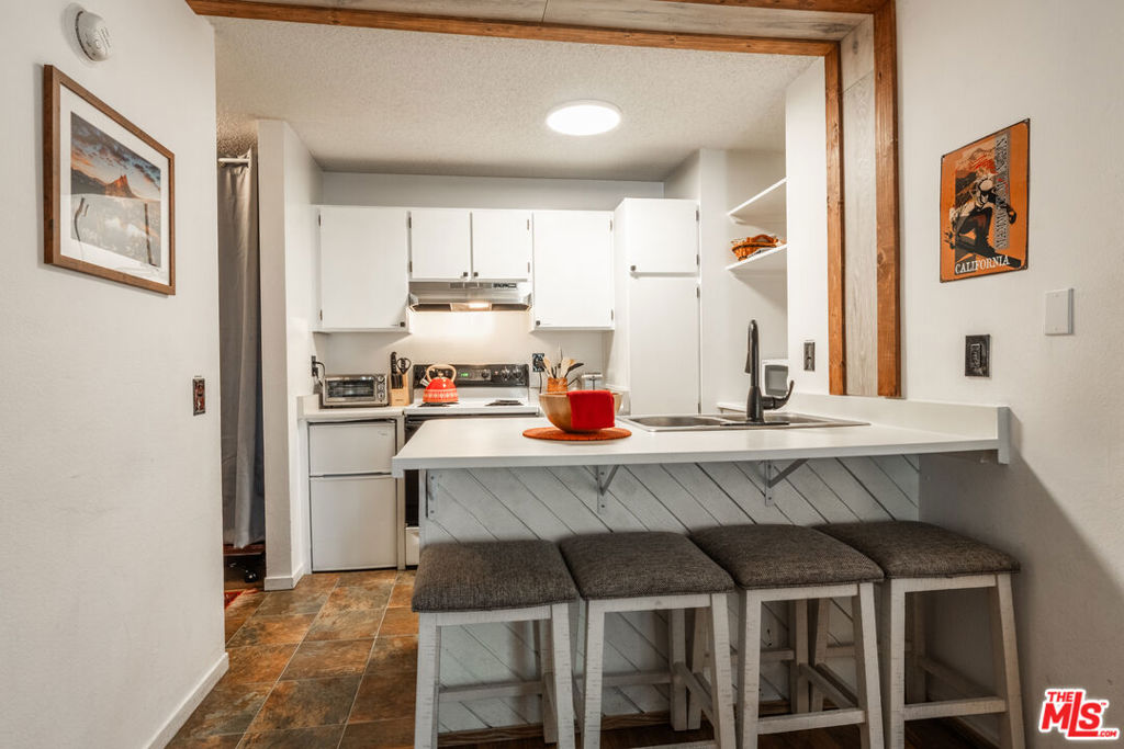 2499 Sierra Nevada Road R2
