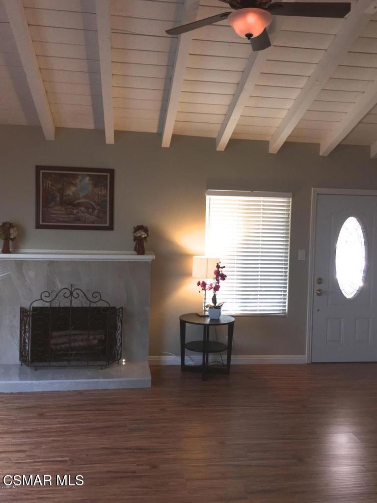 Properties 4 1874 Hubbard Street