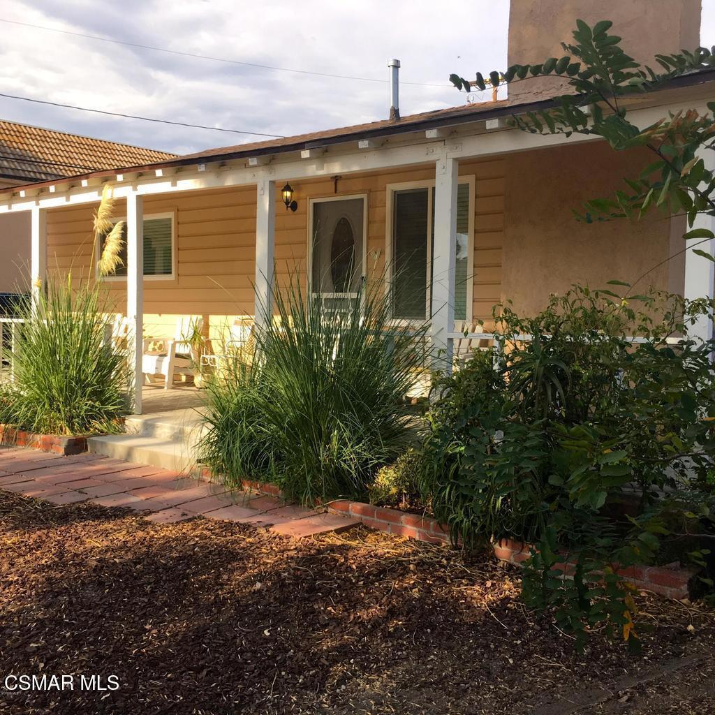 Properties 1 1874 Hubbard Street