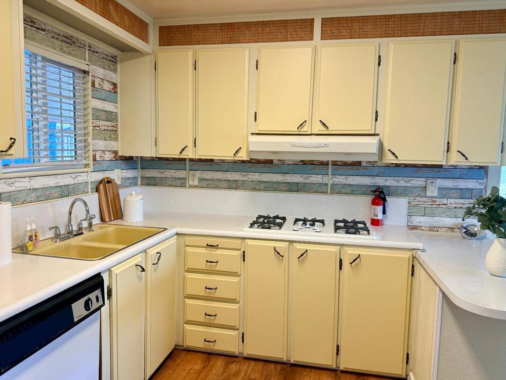 2155 Wharf Road 12
