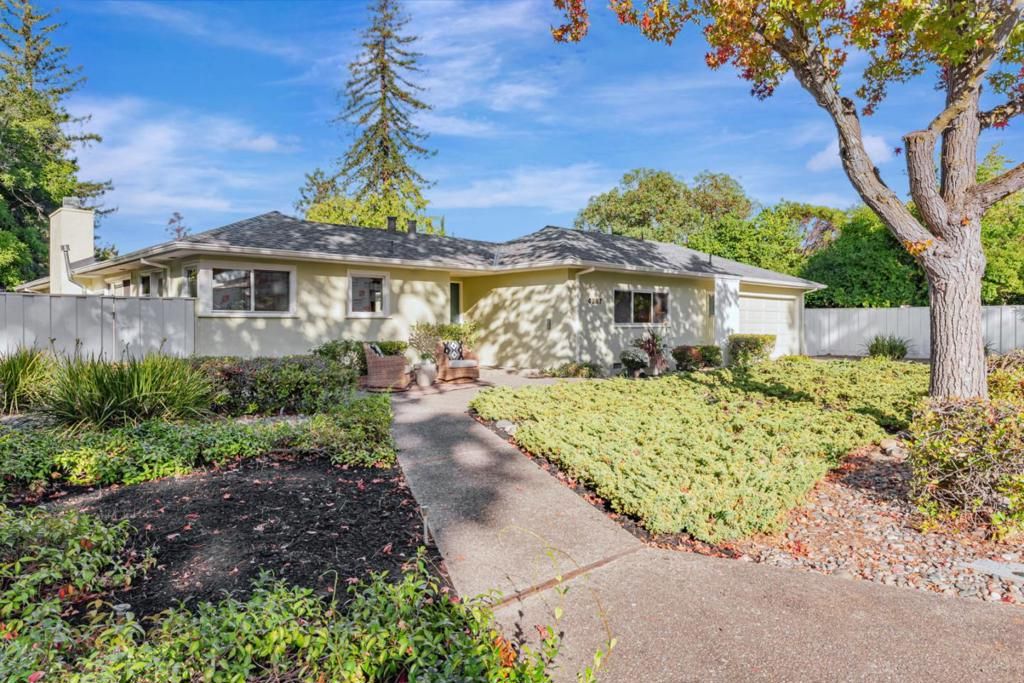 Photo of 4287 Pomona Avenue, Palo Alto, CA 94306 (MLS # ML82023735)