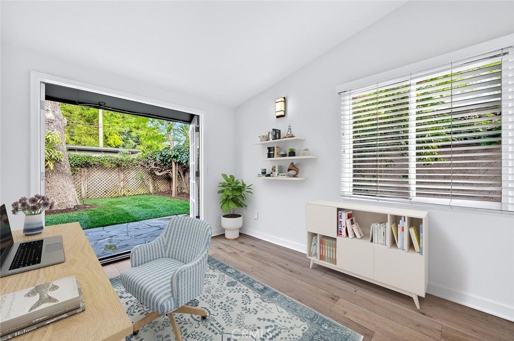 1962 Fullerton Avenue, Costa Mesa CA 92627 - Photo 22
