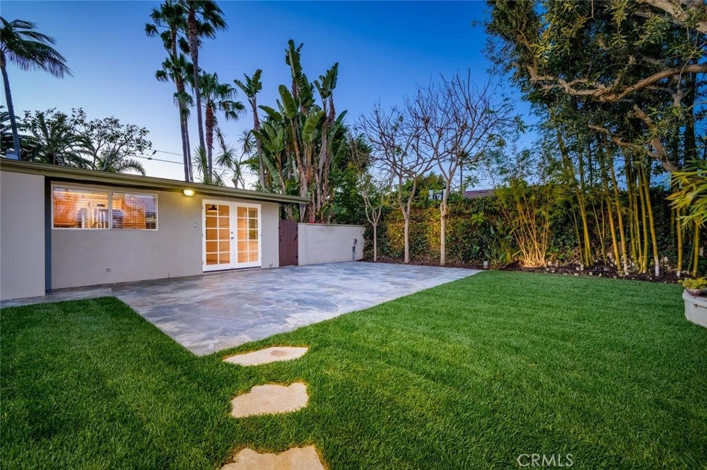 1962 Fullerton Avenue, Costa Mesa CA 92627 - Photo 43