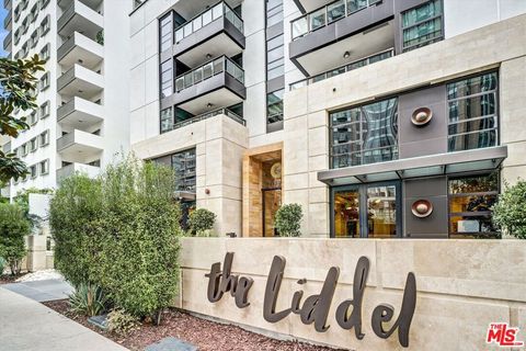 Photo of 10777 Wilshire Boulevard #207, Los Angeles, CA 90024 (MLS # 26648909)