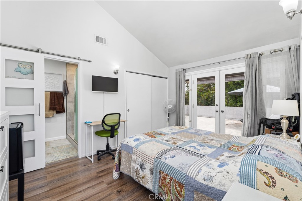 Los Cerritos (LC) - Residential
