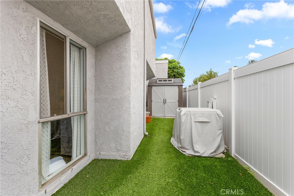 Los Cerritos (LC) - Residential
