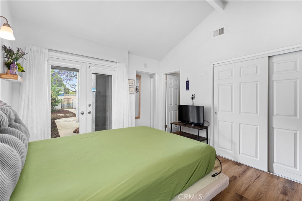 Los Cerritos (LC) - Residential
