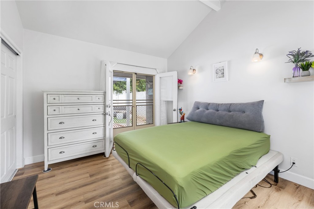 Los Cerritos (LC) - Residential