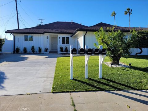 Photo of 8601 Delco Avenue #1/2, Winnetka, CA 91306 (MLS # SR26009510)