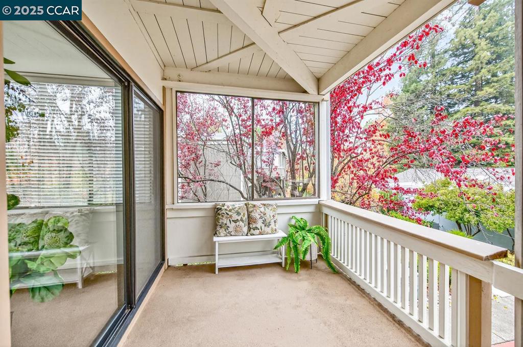 ROSSMOOR - Residential