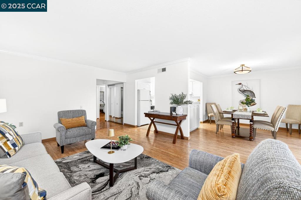 ROSSMOOR - Residential