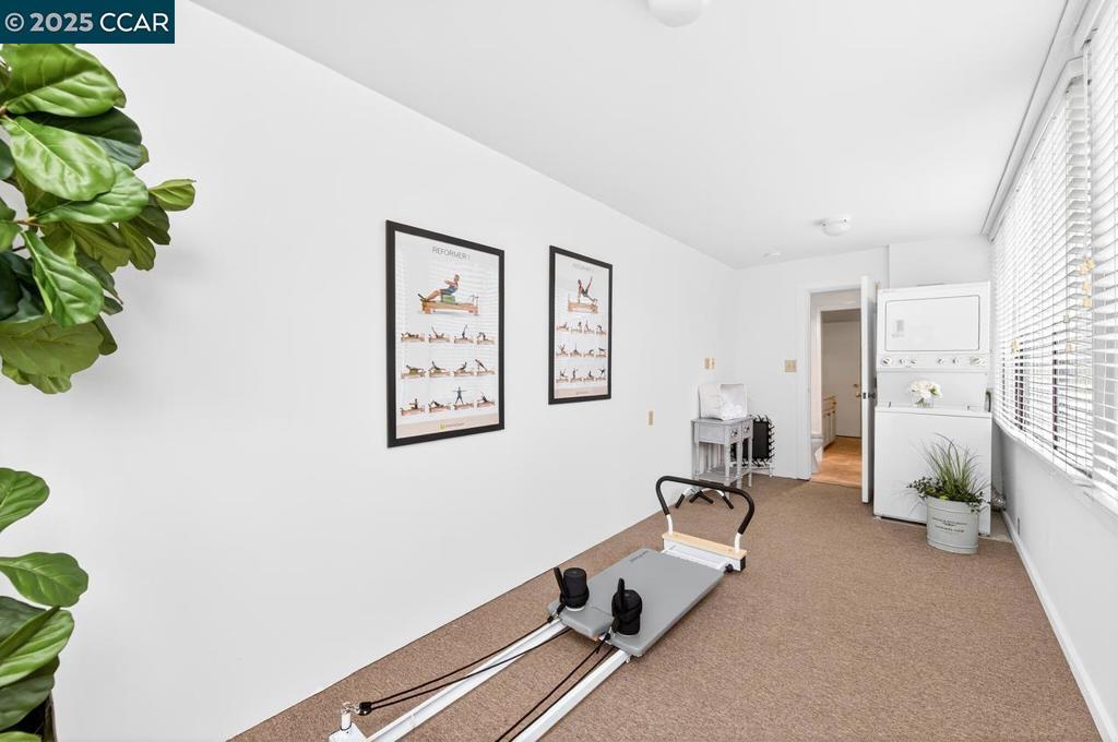 ROSSMOOR - Residential