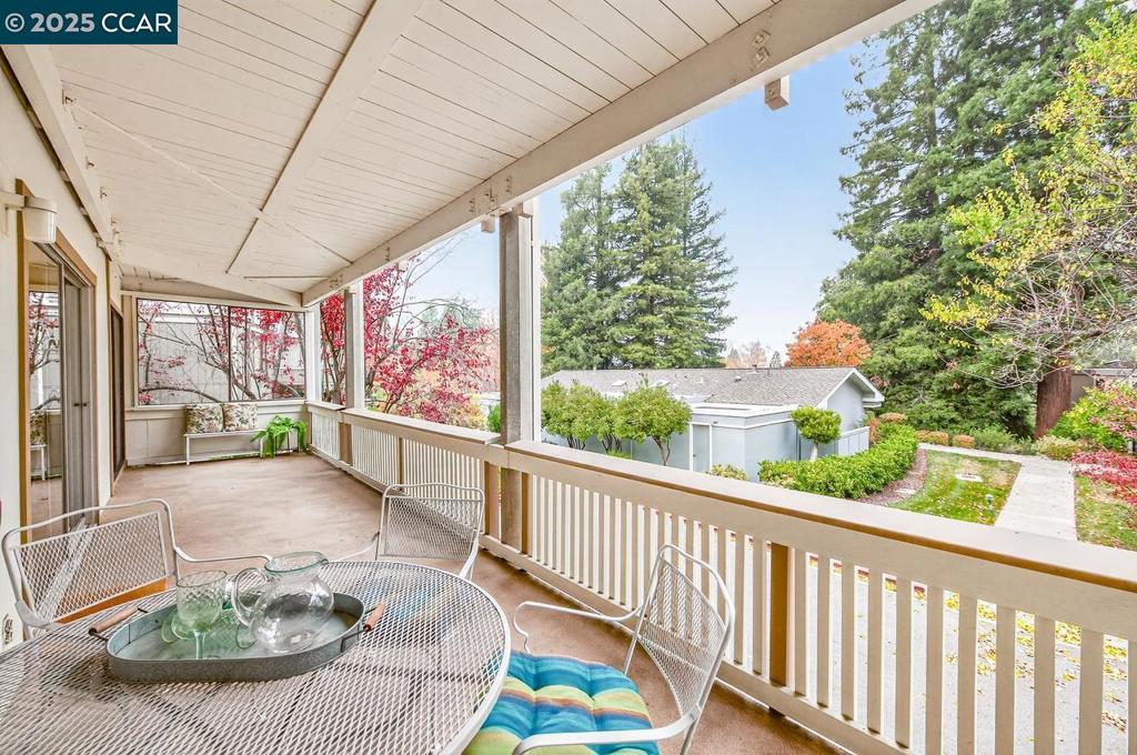 ROSSMOOR - Residential