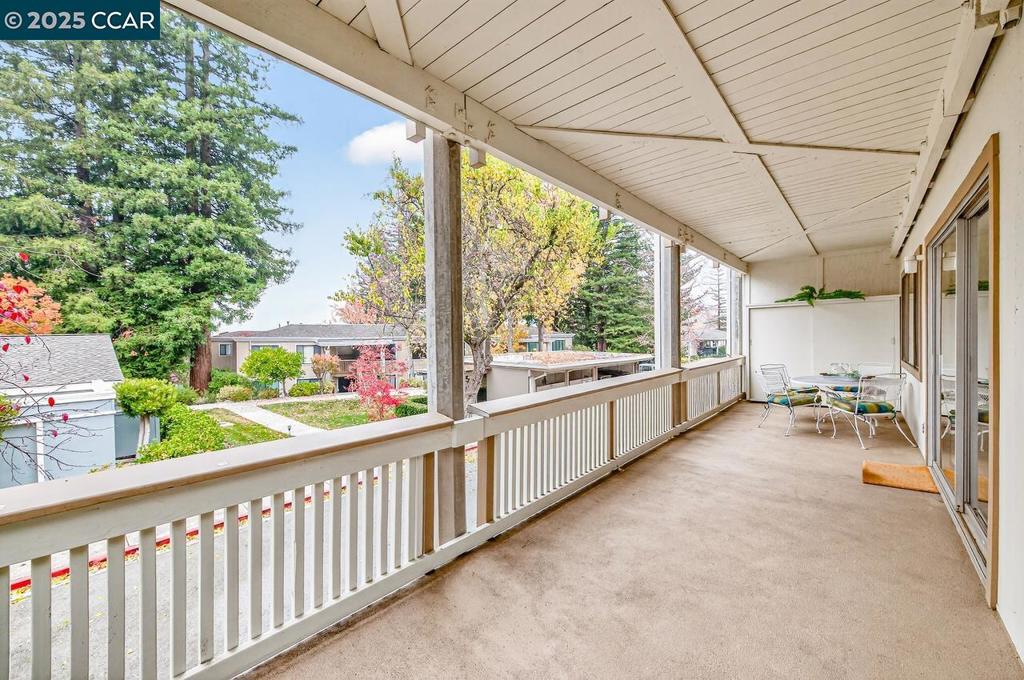 ROSSMOOR - Residential