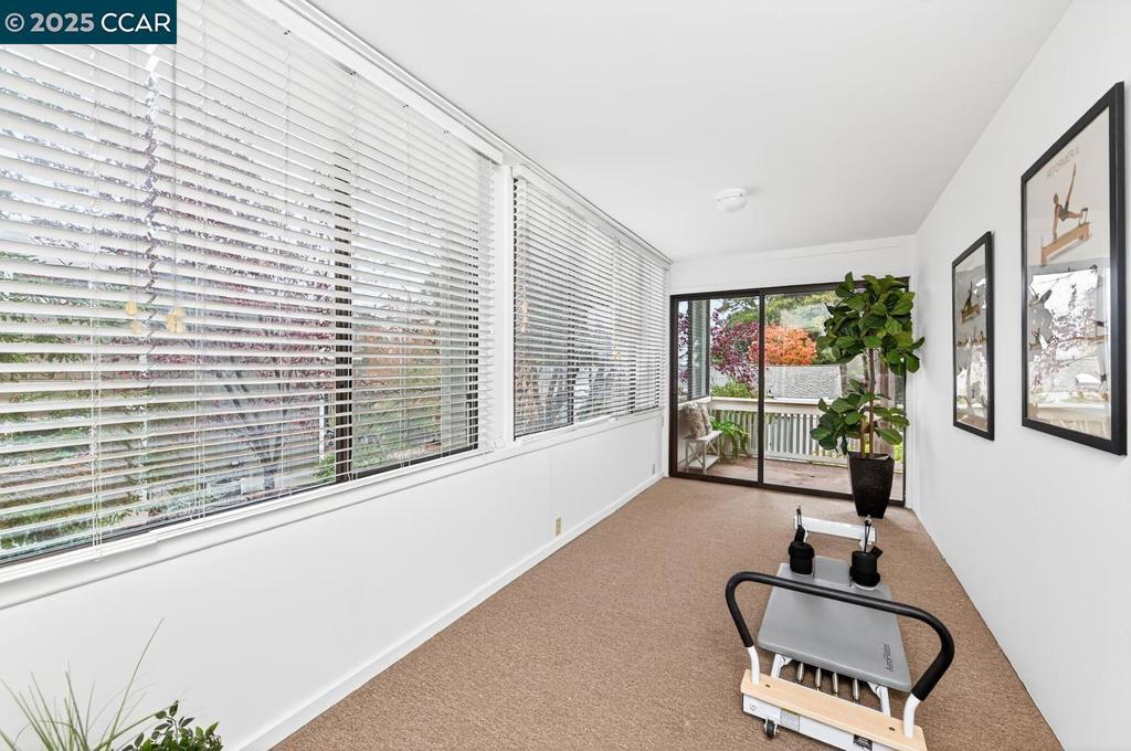 ROSSMOOR - Residential