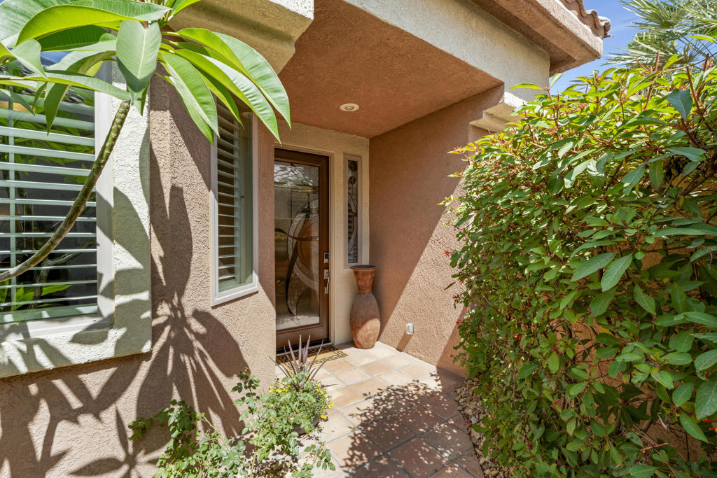 Oasis Country Club - Residential