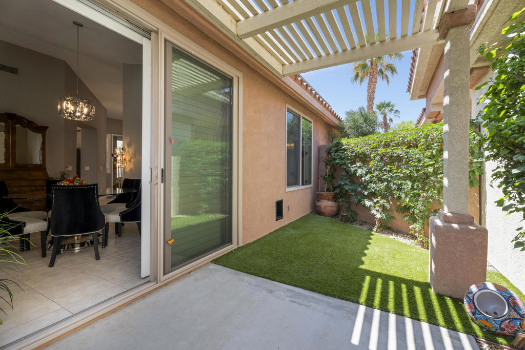 Oasis Country Club - Residential