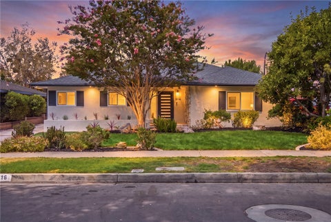 Photo of 2116 Freeman ST, Santa Ana, CA 92706 (MLS # LG26149791)