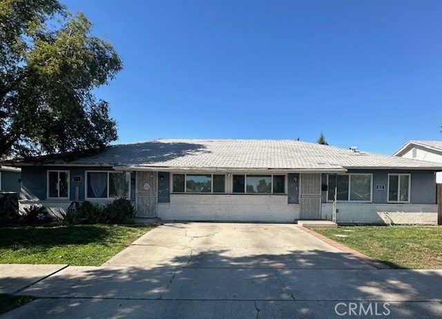 2305 E Shields