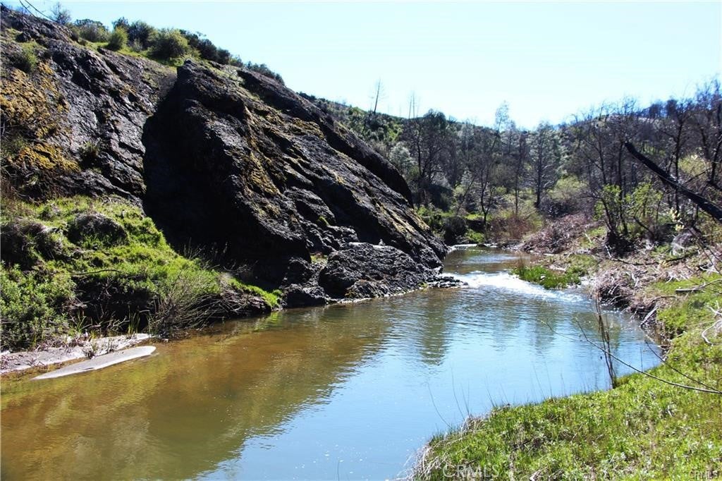 9020 Rocky Creek
